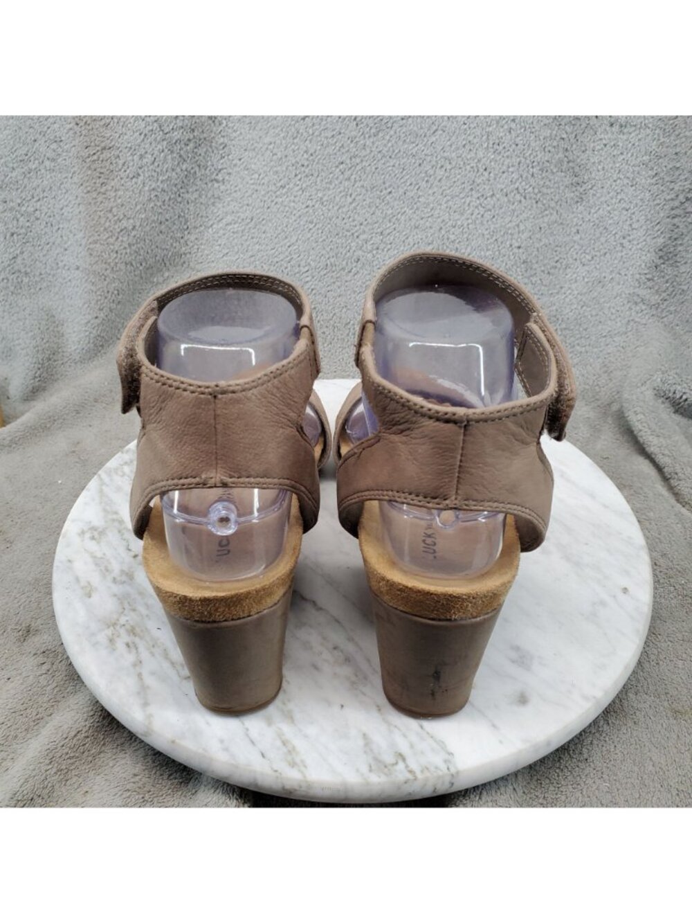 Lucky Brand Shoes Womens Size 7 Kanoa Tan Leather Wedge Sandals *Read* - Picture 5 of 10